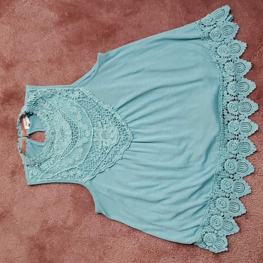 Skylar & Jade Aquamarine top sleeveless